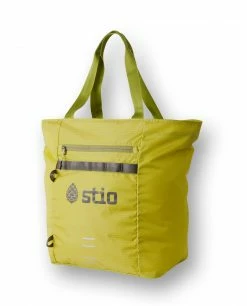 Stio Basin LT Camp Tote 25L 37 Stio Basin LT Camp Tote 25L -Stio Online Store Basin LT Camp Tote Forage Green Side
