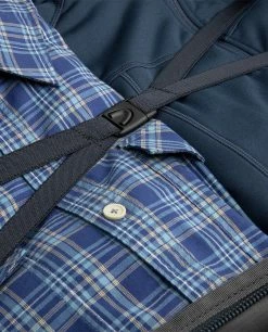 Stio Basin XT Duffel 90L -Stio Online Store Basin XT Duffel 90L Boundary Black Detail Elastic Clothes Holder 313af6d8 0e75 483b a38b b3e4469bb94d