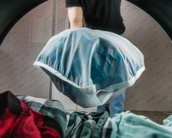 Stio Guppyfriend Wash Bag -Stio Online Store Guppyfriend Lifestyle 1