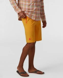 Stio Men's CFS Board Short - 19" -Stio Online Store M CFS Board Short Amber Resin 18 1