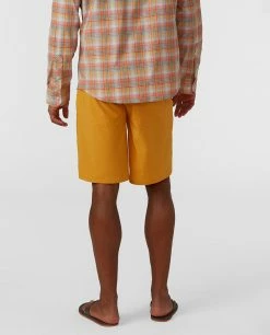 Stio Men's CFS Board Short - 19" -Stio Online Store M CFS Board Short Amber Resin 18 3