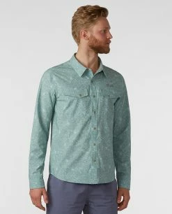 Stio Men's CFS Shirt -Stio Online Store M CFS Shirt Lily Pad Floral 1