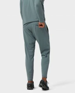 Stio Men's Fremont Stretch Fleece Jogger -Stio Online Store M Fremont Stretch Fleece Jogger Stormy Weather 2 4430eb89 7066 46ef b7c6 99a26b110ae2