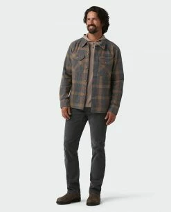Stio Men's Hutkeeper Flannel Shirt -Stio Online Store M Hutkeeper Flannel Shirt Bourbon Plaid 4