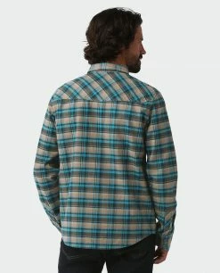 Stio Men's Junction Midweight Flannel Shirt 32 Stio Men's Junction Midweight Flannel Shirt -Stio Online Store M Junction Midweight Flannel Shirt Deep Delta Plaid 3