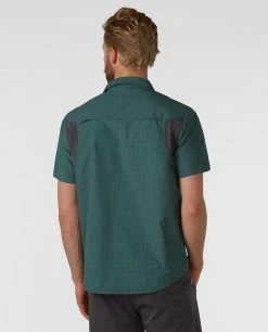 Stio Men's Hagen Trail Shirt -Stio Online Store M OPR Short Scorched Rock M Hagen Trail Shirt River Thicket Plaid 2