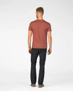 Men's Stio Classic Tee -Stio Online Store M Stio Classic Tee Red Clay Heather 2 3f3a432f fc93 4a0d a868 65d7897f39cc