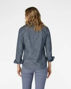 Stio Women's Ashton Chambray Shirt - Past Season -Stio Online Store W Ashton Chambray Shirt Dark Chambray 2 8ee0e14f f6fe 4774 b426 88d326f62c25