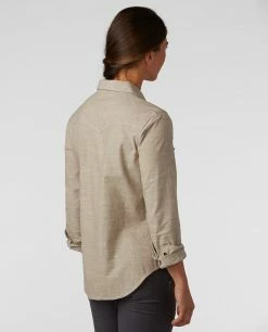 Stio Women's Ashton Chambray Shirt - Past Season -Stio Online Store W Ashton Chambray Shirt Rodeo Dust 2 7425c9f7 fc00 4137 94dc 02bca055c5d6