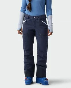 Stio Women's Credential Pant -Stio Online Store W Credential Pant Mulberry 3 f41ee1e4 52d4 4331 8aa5 54780b6c7e64