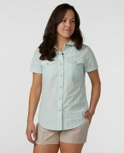 Stio Women's Curtis Camp Shirt SS -Stio Online Store W Curtis Camp Shirt SS Rapid Freeze Plaid 1