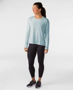 Stio Women's Divide Shift Shirt LS -Stio Online Store W Divide Shift Shirt LS Misty Cloud 3