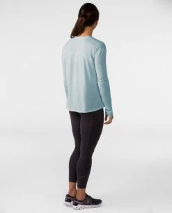 Stio Women's Divide Shift Shirt LS -Stio Online Store W Divide Shift Shirt LS Misty Cloud 4