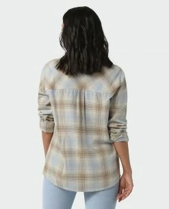 Stio Women's Dovetail Lightweight Flannel Shirt 38 Stio Women's Dovetail Lightweight Flannel Shirt -Stio Online Store W Dovetail Lightweight Flannel Shirt Bone White Plaid 2