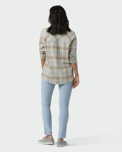 Stio Women's Dovetail Lightweight Flannel Shirt 41 Stio Women's Dovetail Lightweight Flannel Shirt -Stio Online Store W Dovetail Lightweight Flannel Shirt Bone White Plaid 5