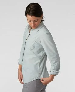 Stio Women's Sidley Shirt 85 Stio Women's Sidley Shirt -Stio Online Store W Sidley Lunar Mist 2