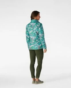 Stio Women's Skycrest Insulated Snap Shirt 67 Stio Women's Skycrest Insulated Snap Shirt -Stio Online Store W Skycrest Conifer Camo 6 7abd49c5 30ab 4592 a832 6a80b5ef70d6