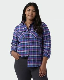 Stio Women's Willow Midweight Flannel Shirt -Stio Online Store W Willow Flannel Shirt Dark Amethyst Plaid Alt 2